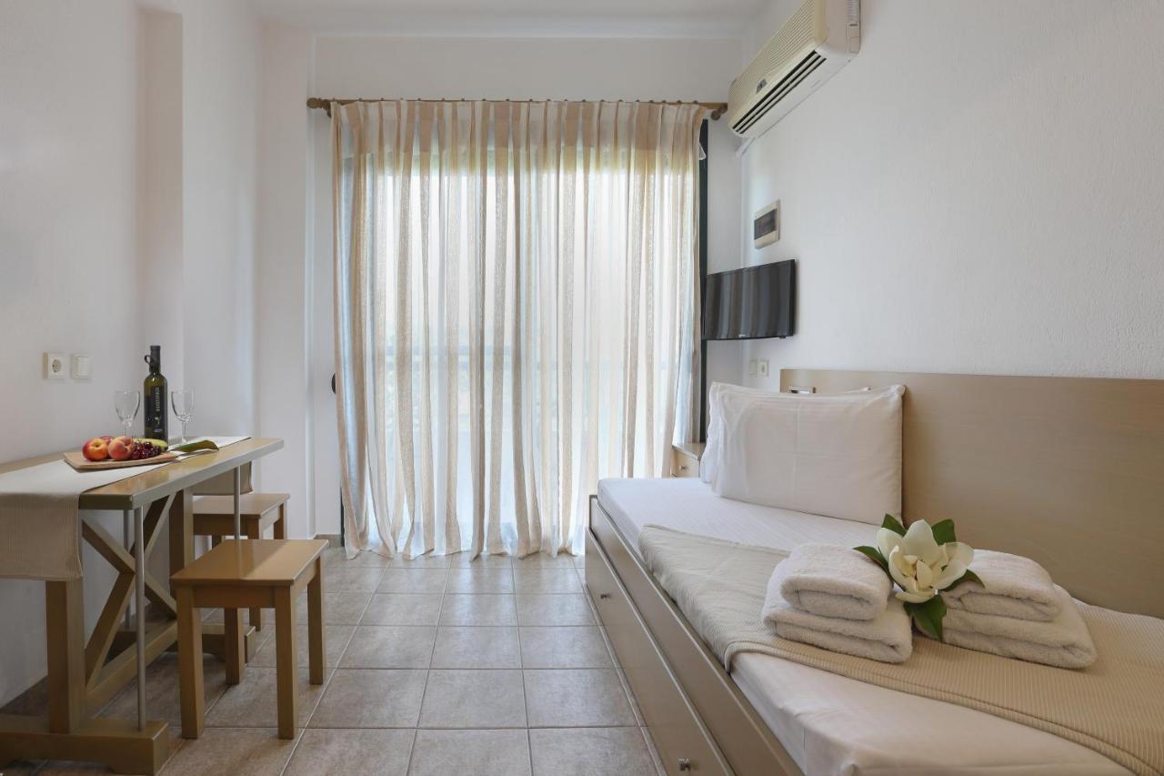 Maistrali Apartments Ormos Panagias Bagian luar foto
