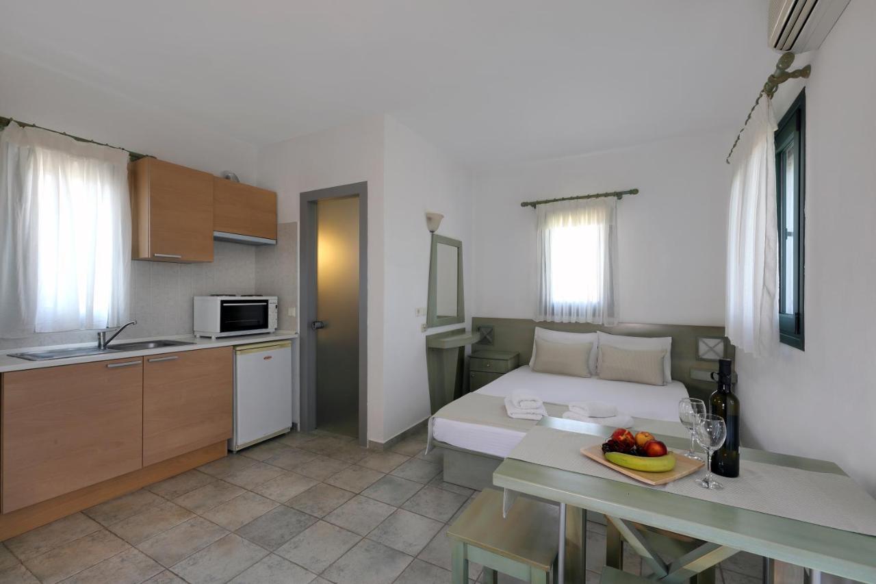 Maistrali Apartments Ormos Panagias Bagian luar foto