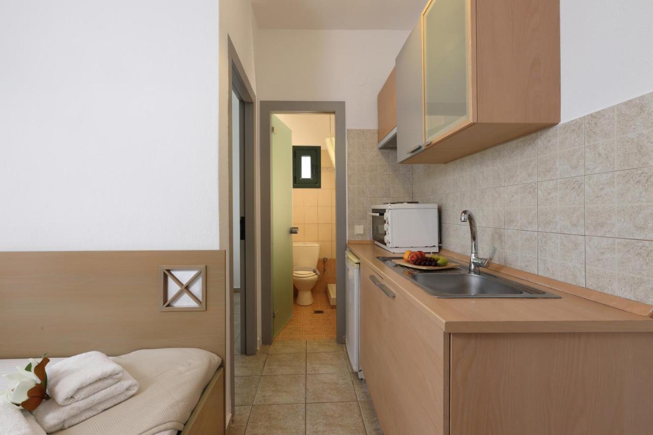 Maistrali Apartments Ormos Panagias Bagian luar foto