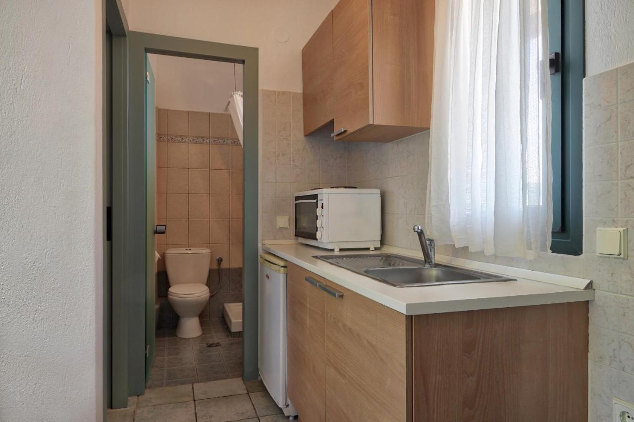 Maistrali Apartments Ormos Panagias Bagian luar foto